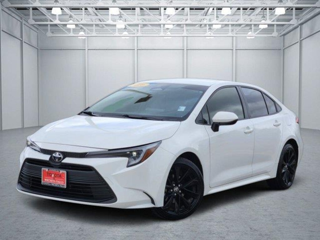 Used 2026 Toyota Corolla Hybrid LE Front-Wheel Drive Sedan