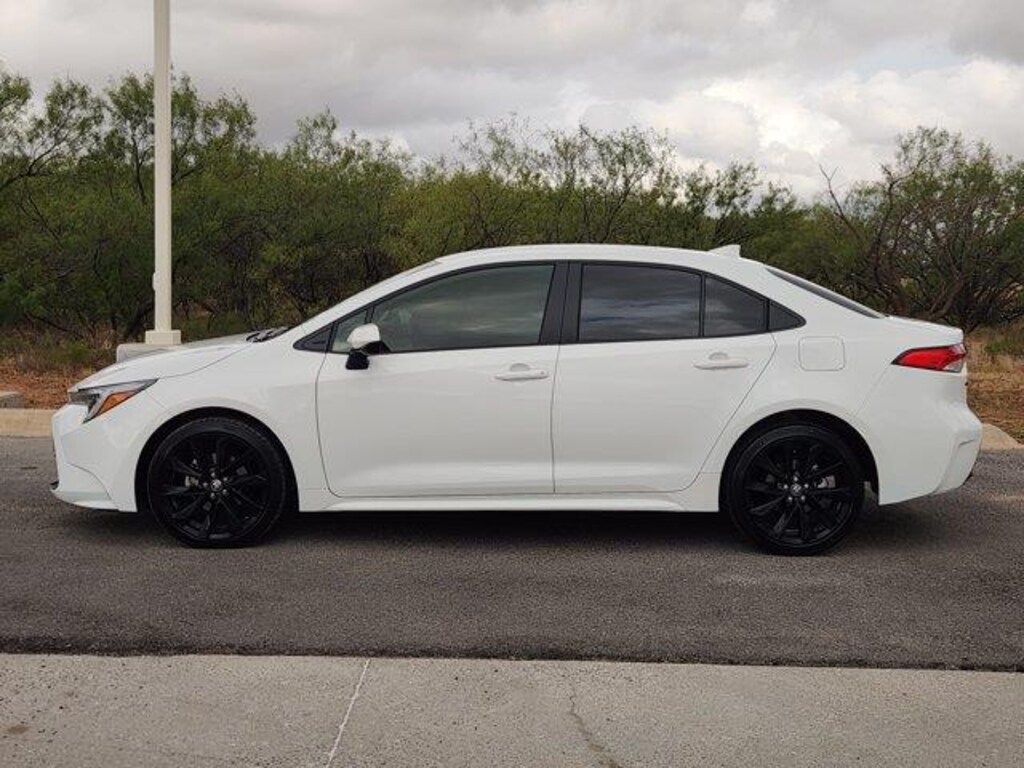 Used 2026 Toyota Corolla Hybrid LE Front-Wheel Drive Sedan