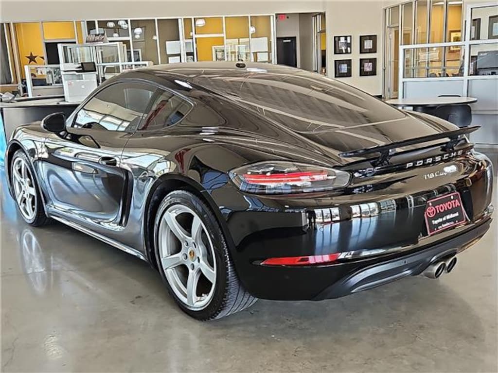 Used 2018 Porsche 718 Cayman Rear-wheel Drive Coupe