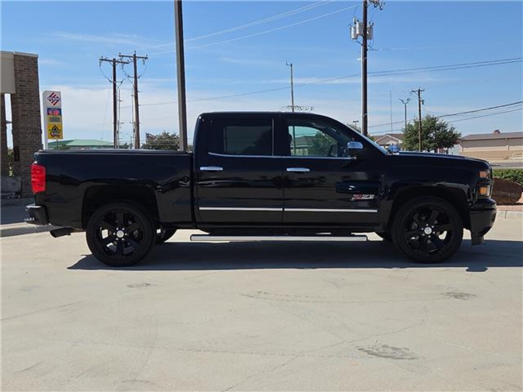 Used 2015 Chevrolet Silverado 1500 LTZ w/2LZ 4x4 Double Cab 6.6 ft. box 143.5 in. WB
