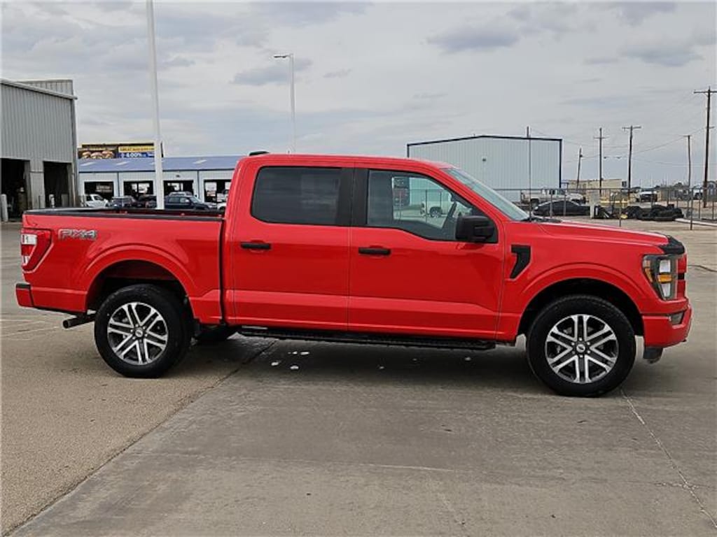 Used 2023 Ford F-150 XL 4x4 SuperCrew Cab 5.5 ft. box 145 in. WB