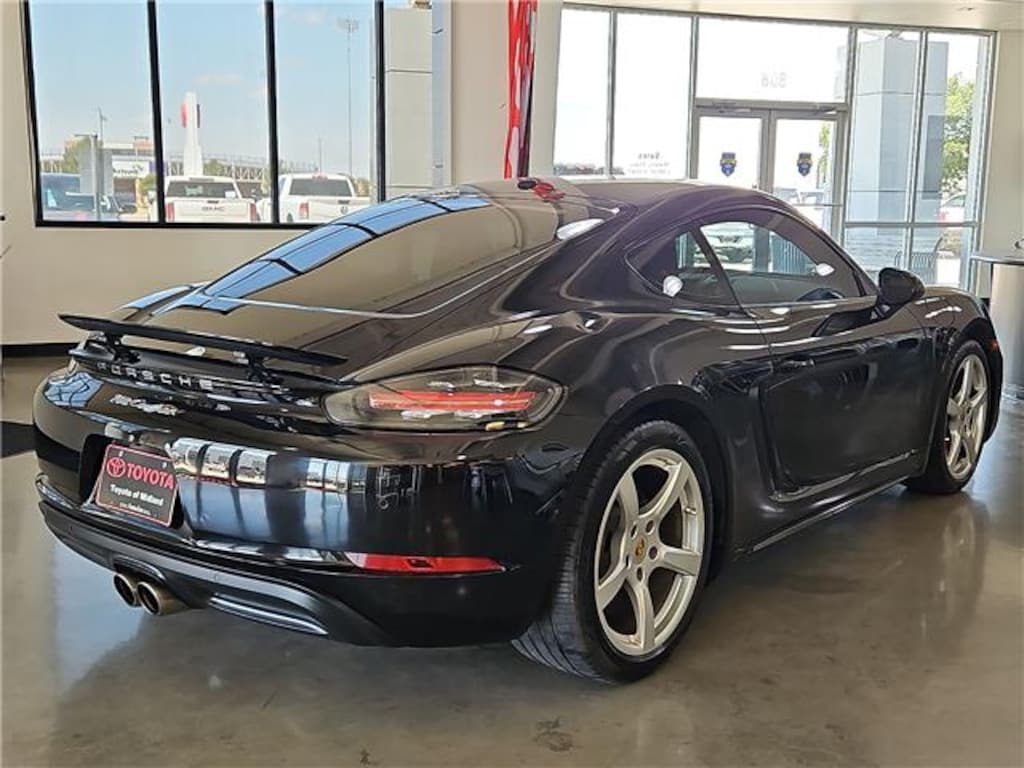 Used 2018 Porsche 718 Cayman Rear-wheel Drive Coupe