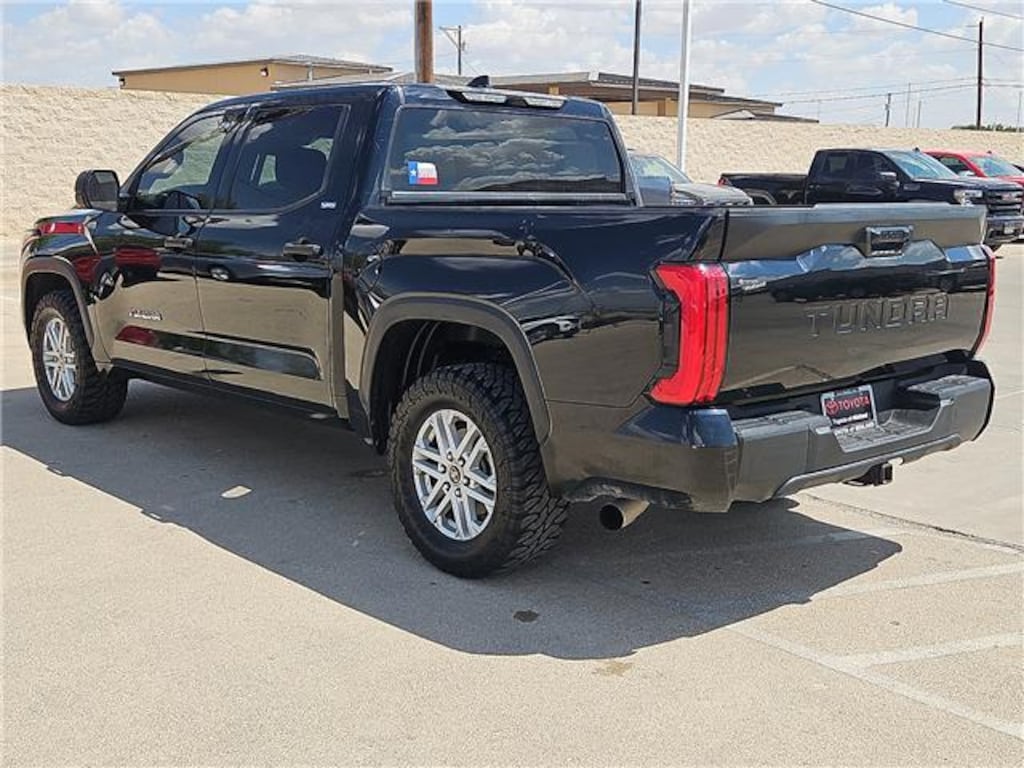 Used 2022 Toyota Tundra SR5 (A10) 4x2 CrewMax 5.5 ft. box 145.7 in. WB