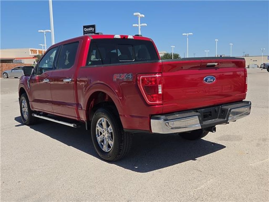 Used 2022 Ford F-150 XLT 4x4 SuperCrew Cab 5.5 ft. box 145 in. WB