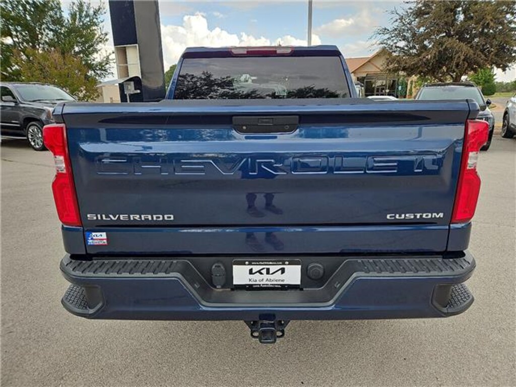 Used 2021 Chevrolet Silverado 1500 Custom 4x2 Crew Cab 5.75 ft. box 147.4 in. WB