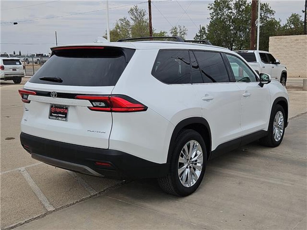 Used 2024 Toyota Grand Highlander Platinum All-Wheel Drive