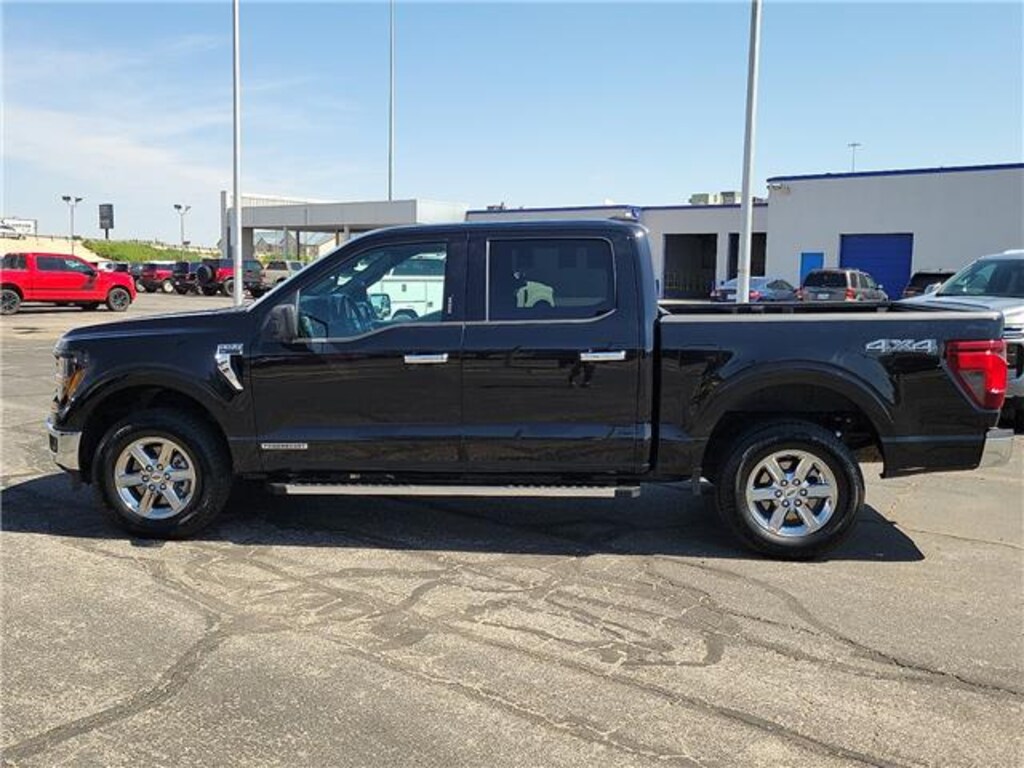 Used 2024 Ford F-150 XLT 4x4 SuperCrew Cab 5.5 ft. box 145 in. WB