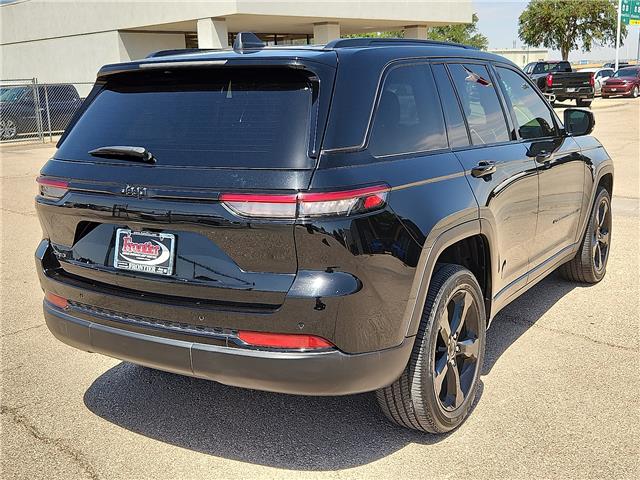 Used 2023 Jeep Grand Cherokee Altitude 4x4