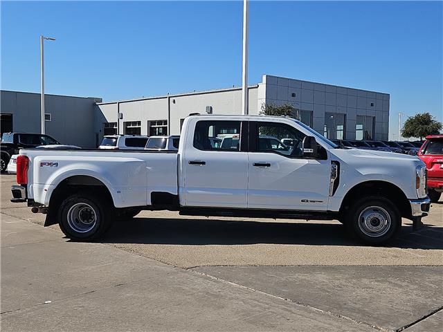 Used 2025 Ford F-350 XLT 4x4 Crew Cab 8 ft. box 176 in. WB DRW Sedan
