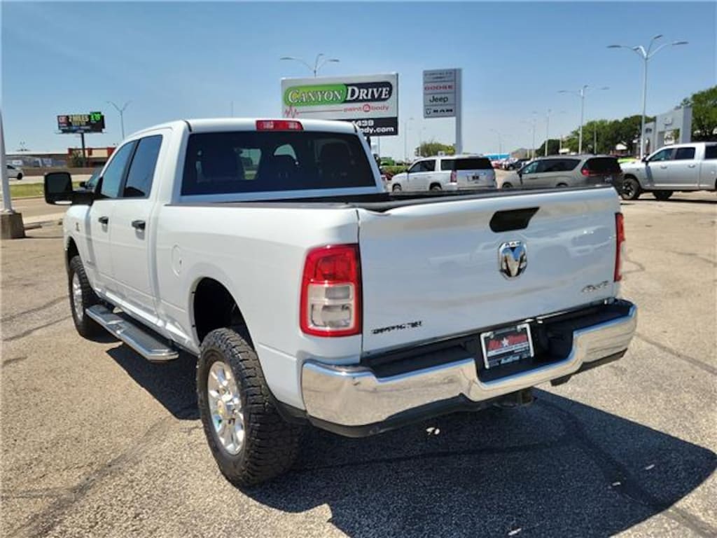 Used 2024 RAM 2500 Big Horn 4x4 Crew Cab 6.3 ft. box 149 in. WB