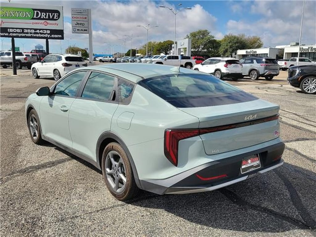 Used 2025 KIA K4 LXS (IVT) Sedan