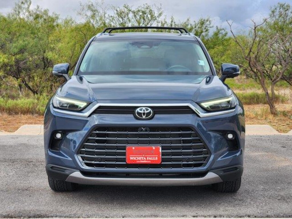 Used 2025 Toyota Grand Highlander Limited Front-Wheel Drive