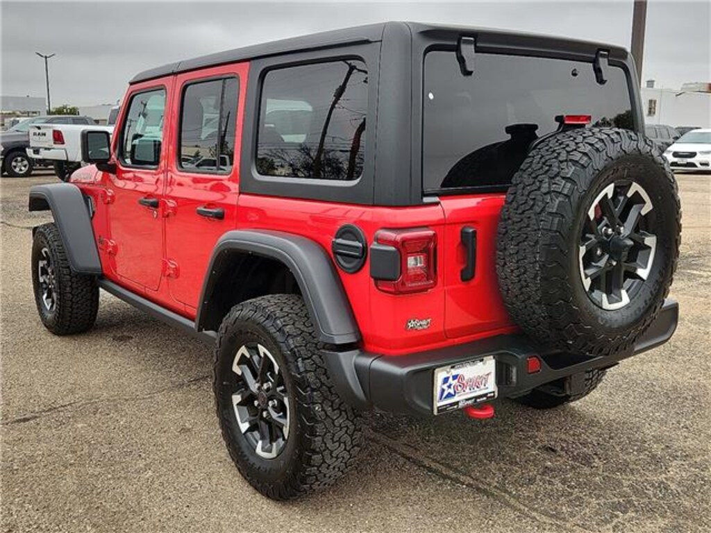 Used 2025 Jeep Wrangler Rubicon 4x4