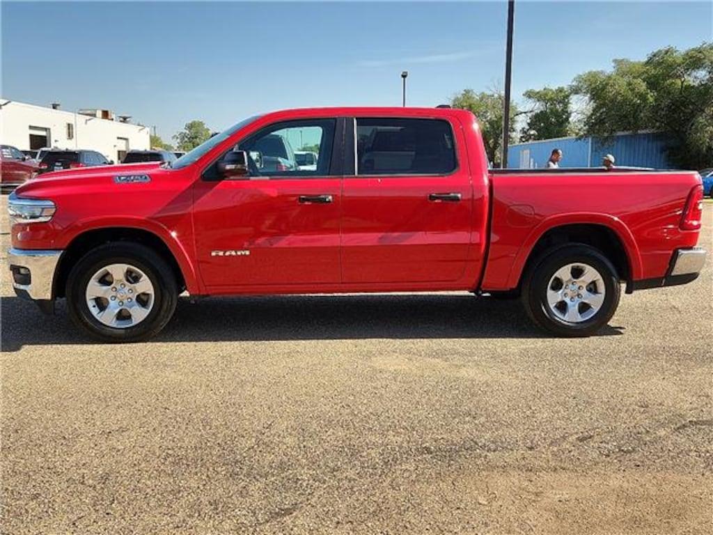 Used 2025 RAM 1500 Big Horn/Lone Star 4x4 Crew Cab 144.5 in. WB