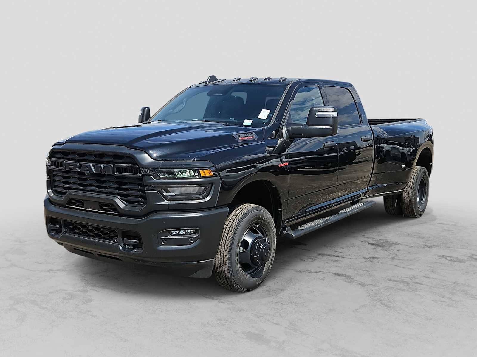 2026 Ram 3500 TRADESMAN CREW CAB 4X4 8' BOX Pickup Midland, TX