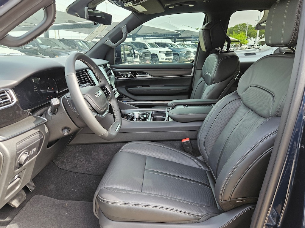 New 2026 Jeep Grand Wagoneer Summit Obsidian SUV