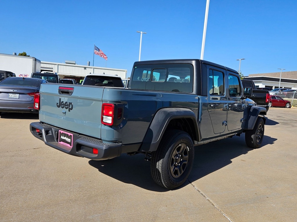 New 2026 Jeep Gladiator Sport Truck Crew Cab