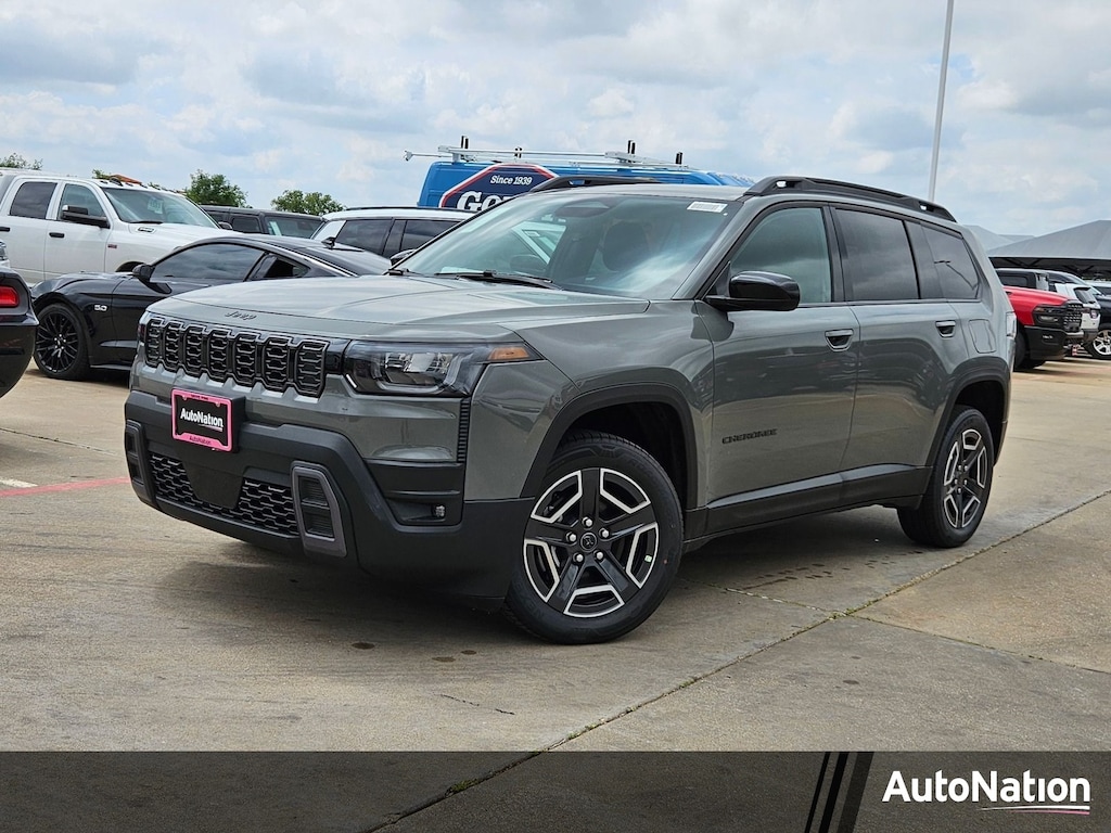 New 2026 Jeep Cherokee Laredo SUV