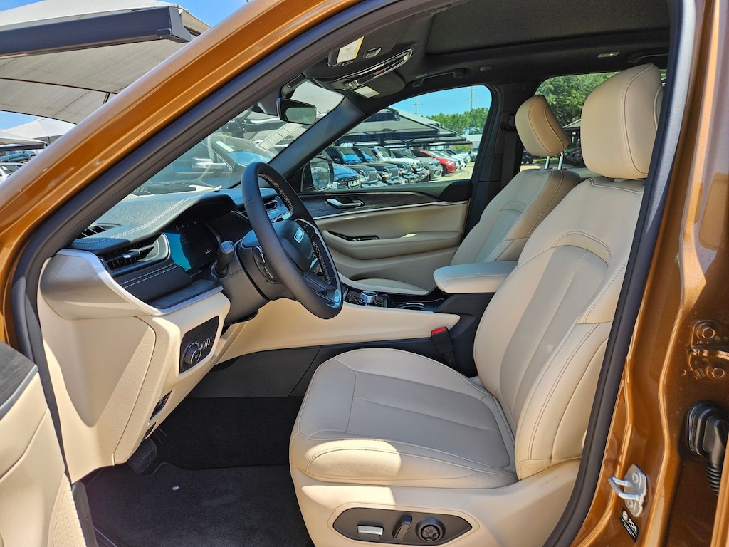 New 2026 Jeep Grand Cherokee Limited SUV