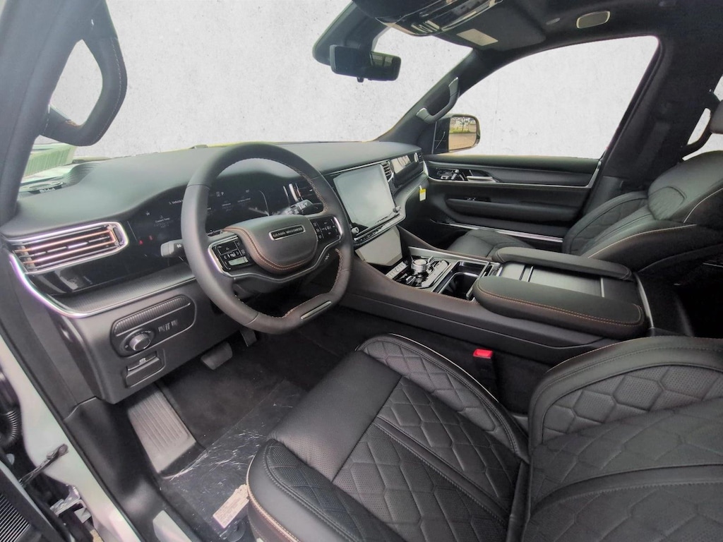 New 2026 Jeep Grand Wagoneer L Summit Reserve SUV