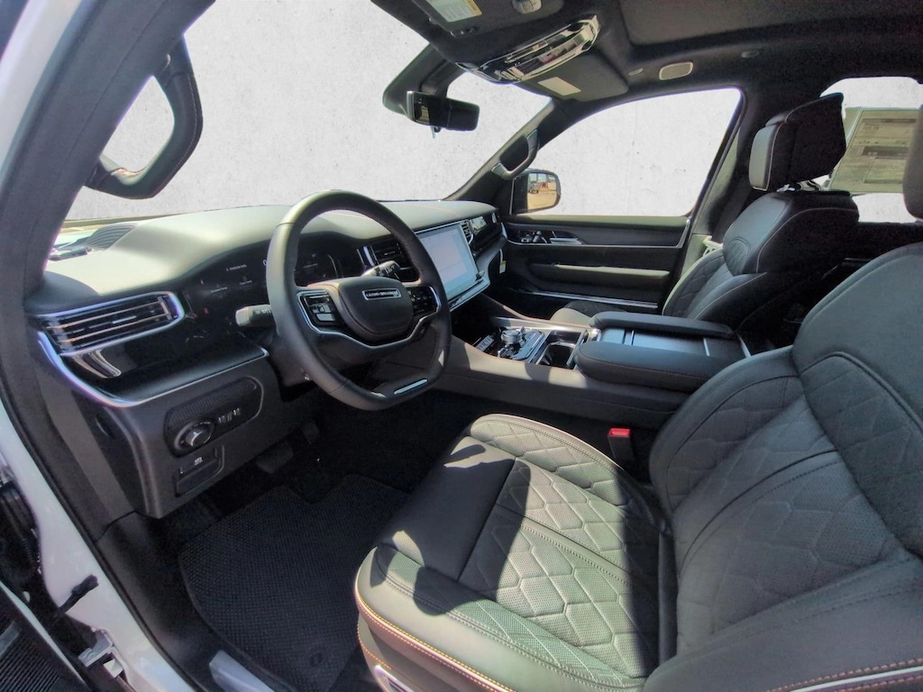 New 2026 Jeep Grand Wagoneer L Summit Reserve SUV