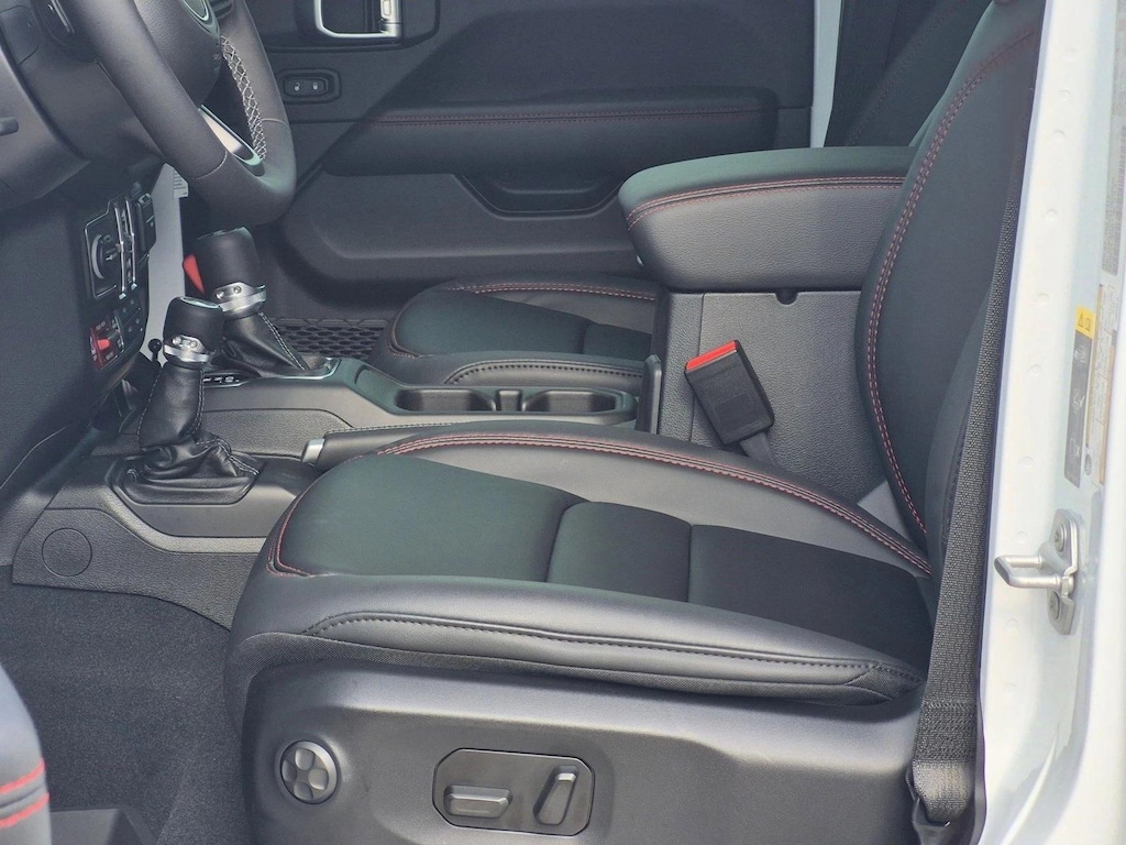 New 2026 Jeep Wrangler Rubicon X SUV
