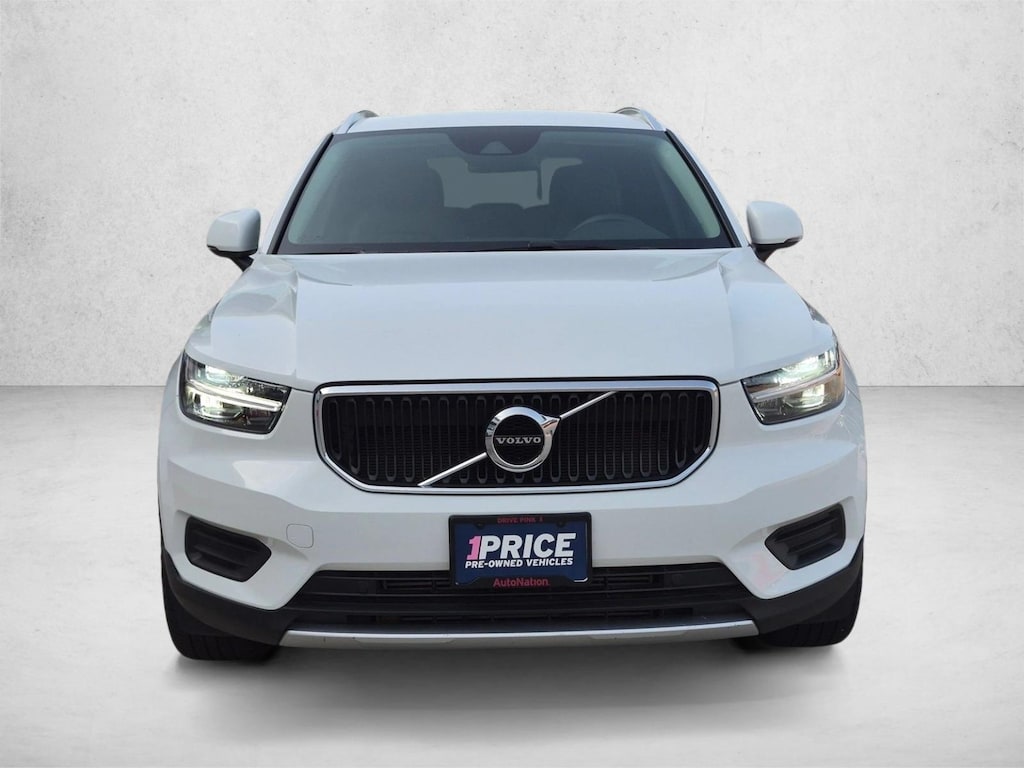 Used 2019 Volvo XC40 Momentum Sport Utility