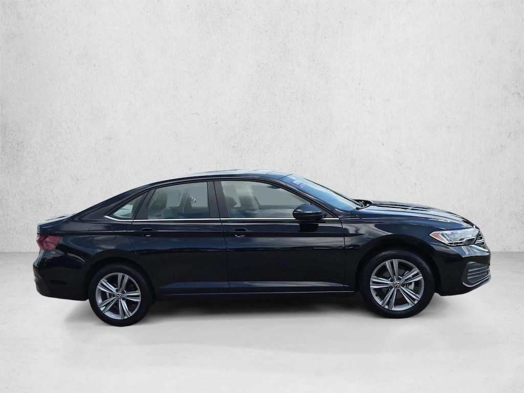 Used 2024 Volkswagen Jetta SE 4dr Car
