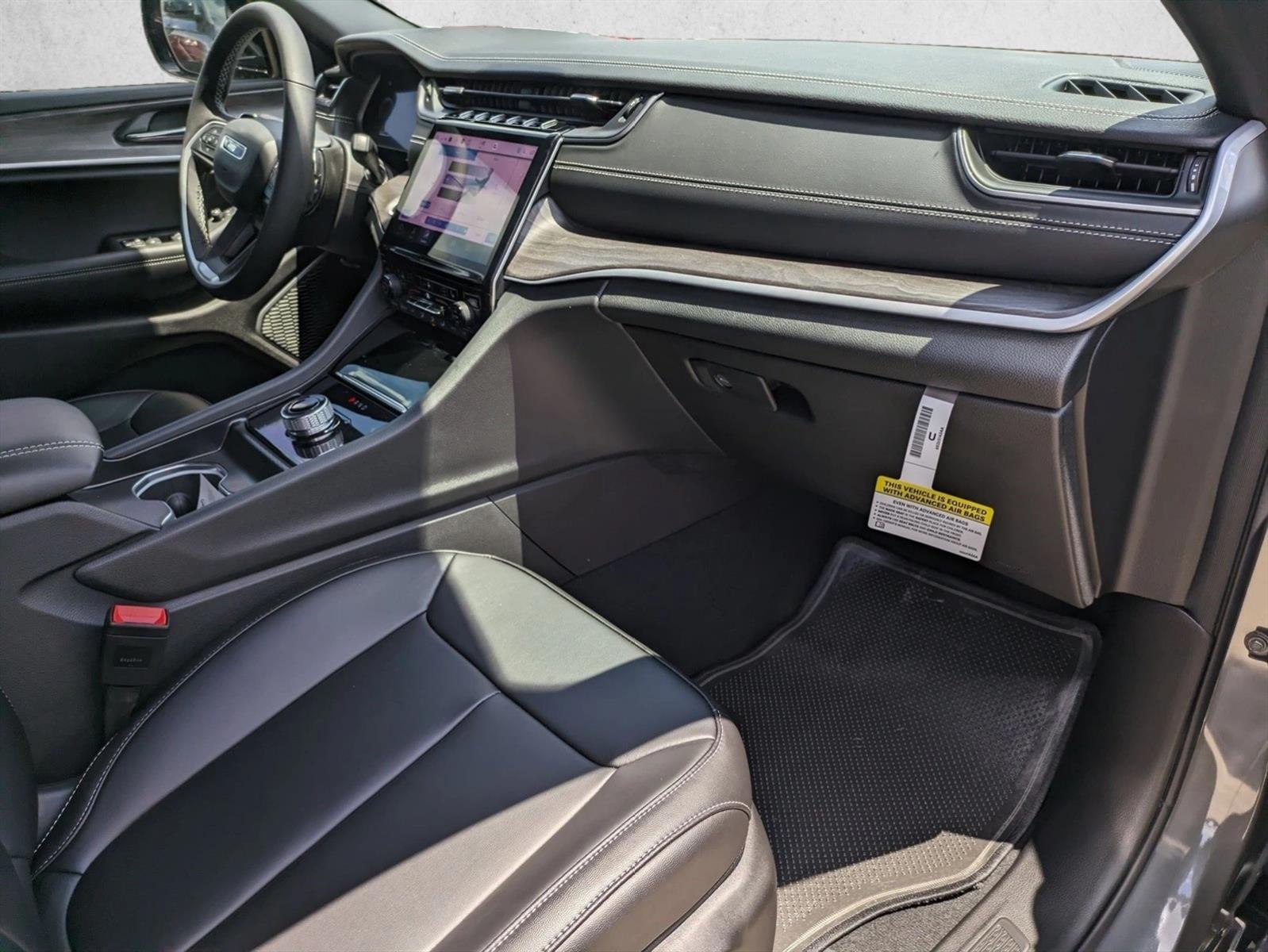 2025 Jeep Grand Cherokee L Limited - Photo 16