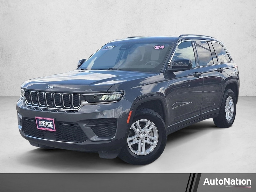 Used 2024 Jeep Grand Cherokee Laredo Sport Utility