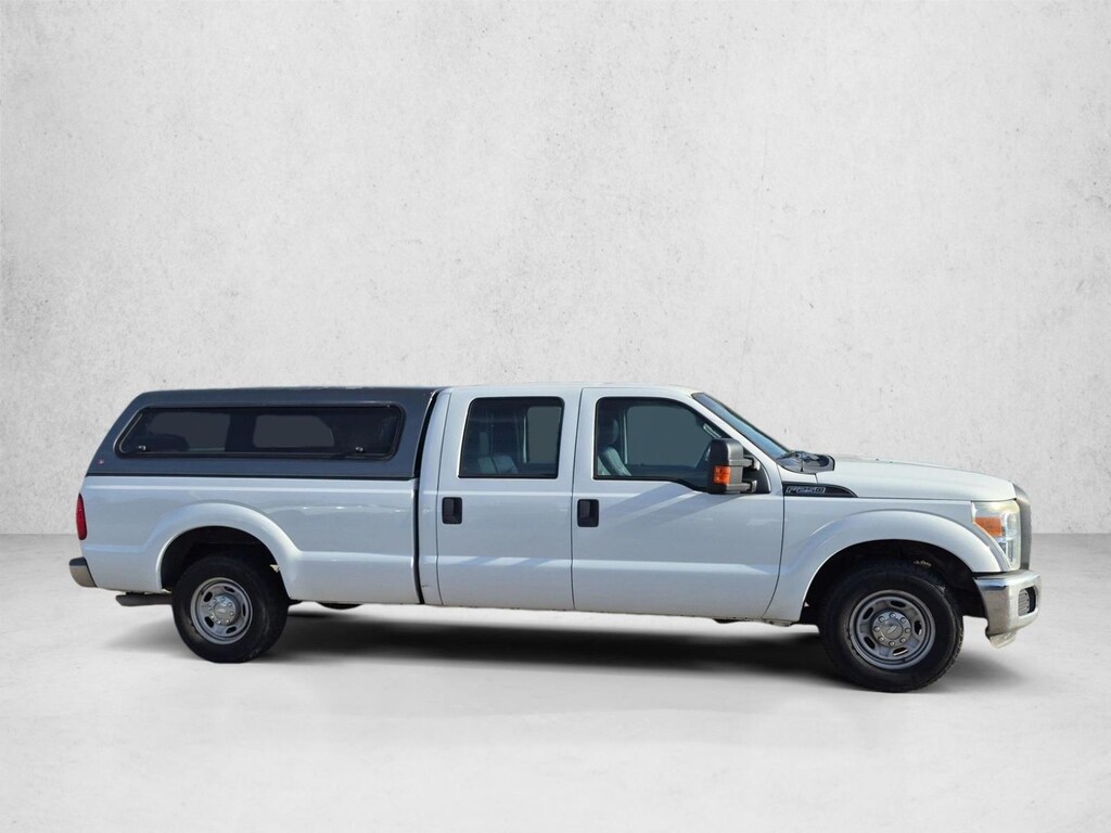 Used 2014 Ford F-250 XL Crew Cab Pickup