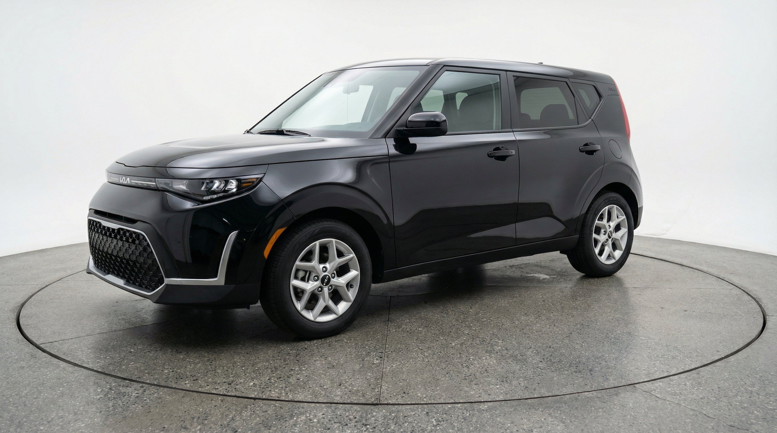 Thumbnail: 2025 Kia Soul - 3