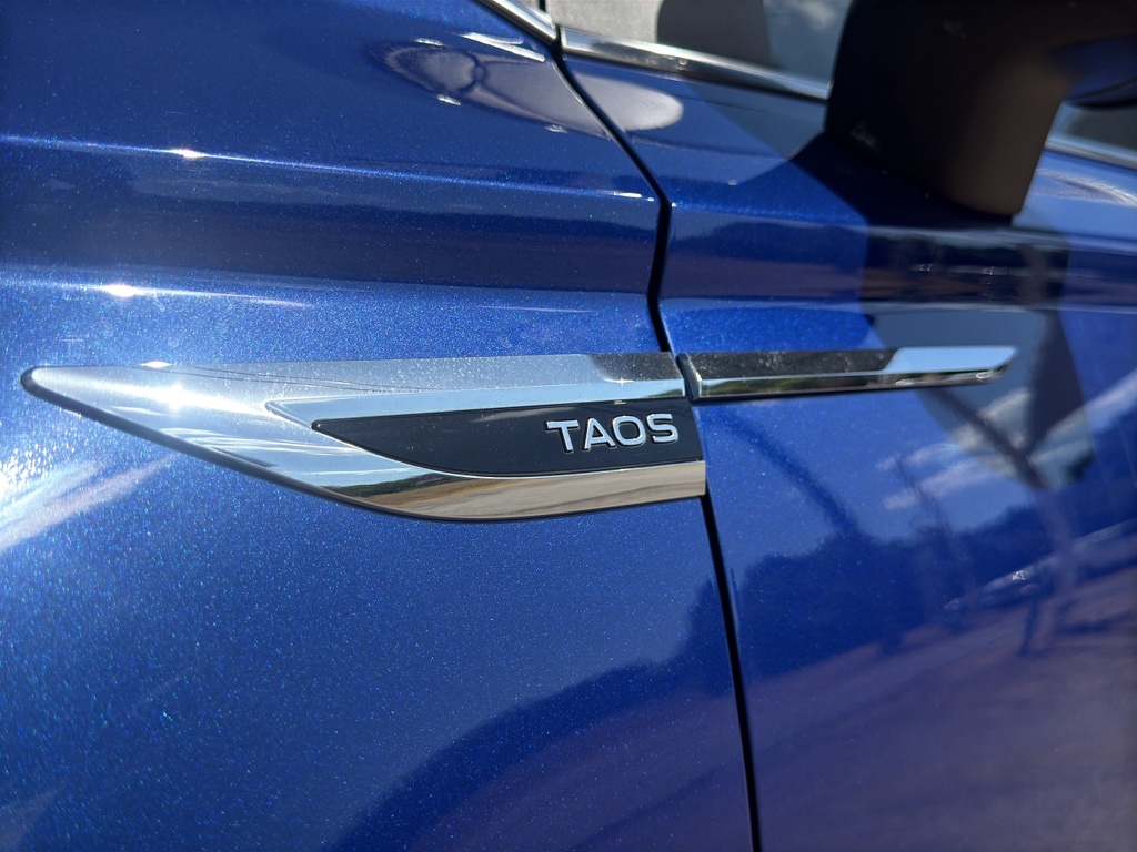 2023 Volkswagen Taos SE - Photo 34