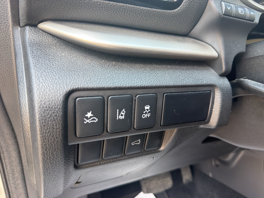 2025 Mitsubishi Eclipse Cross SE - Photo 24