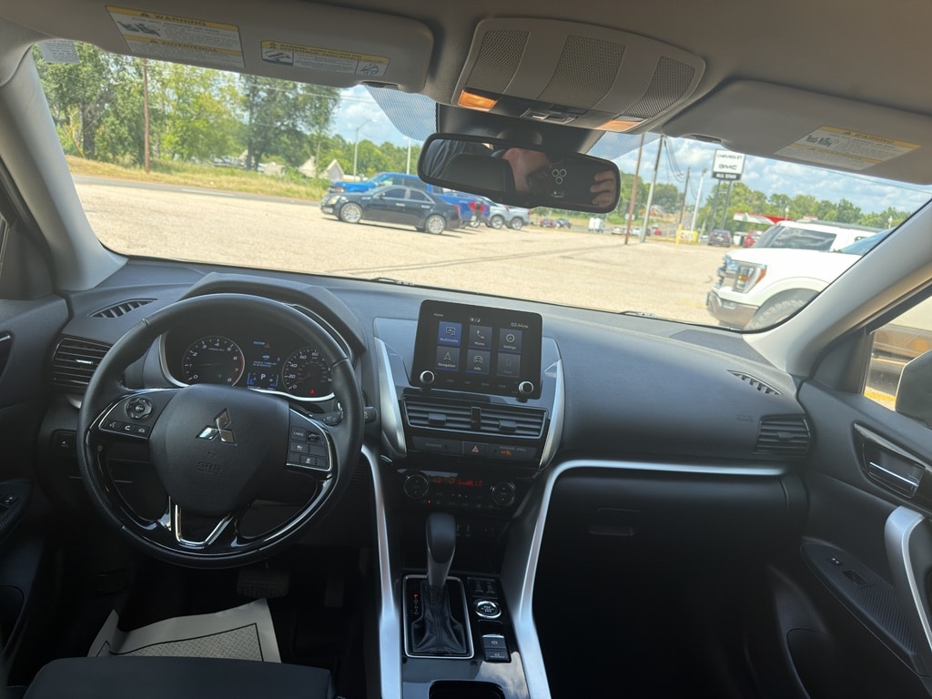 2025 Mitsubishi Eclipse Cross SE - Photo 28