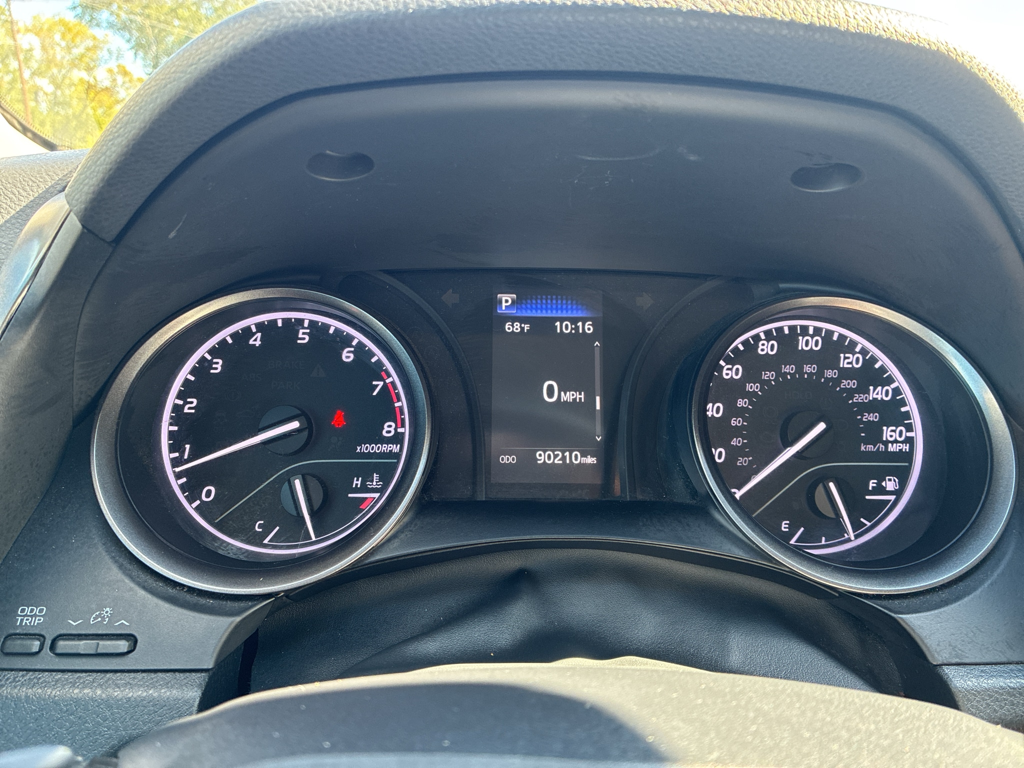 2021 Toyota Camry SE - Photo 24