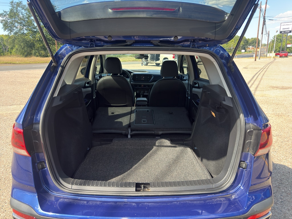2023 Volkswagen Taos SE - Photo 10