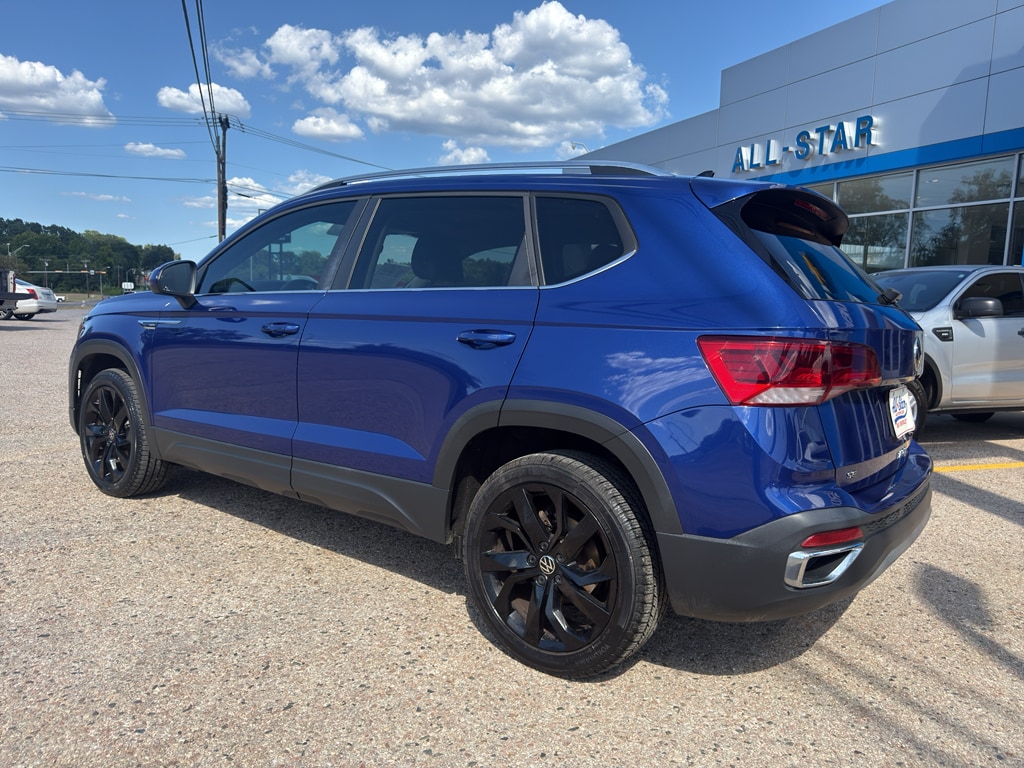 2023 Volkswagen Taos SE - Photo 6