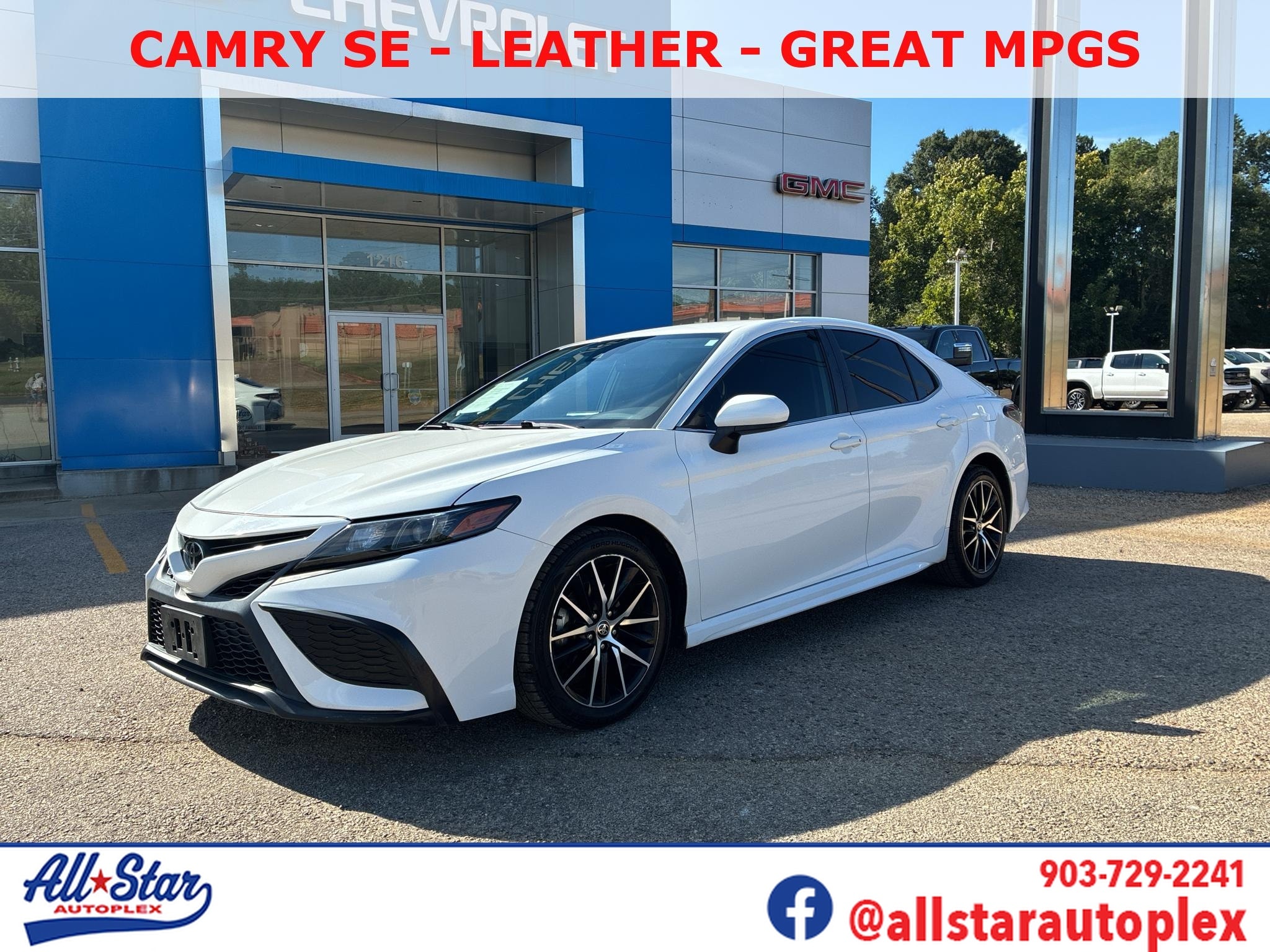 2021 Toyota Camry SE - Photo 1
