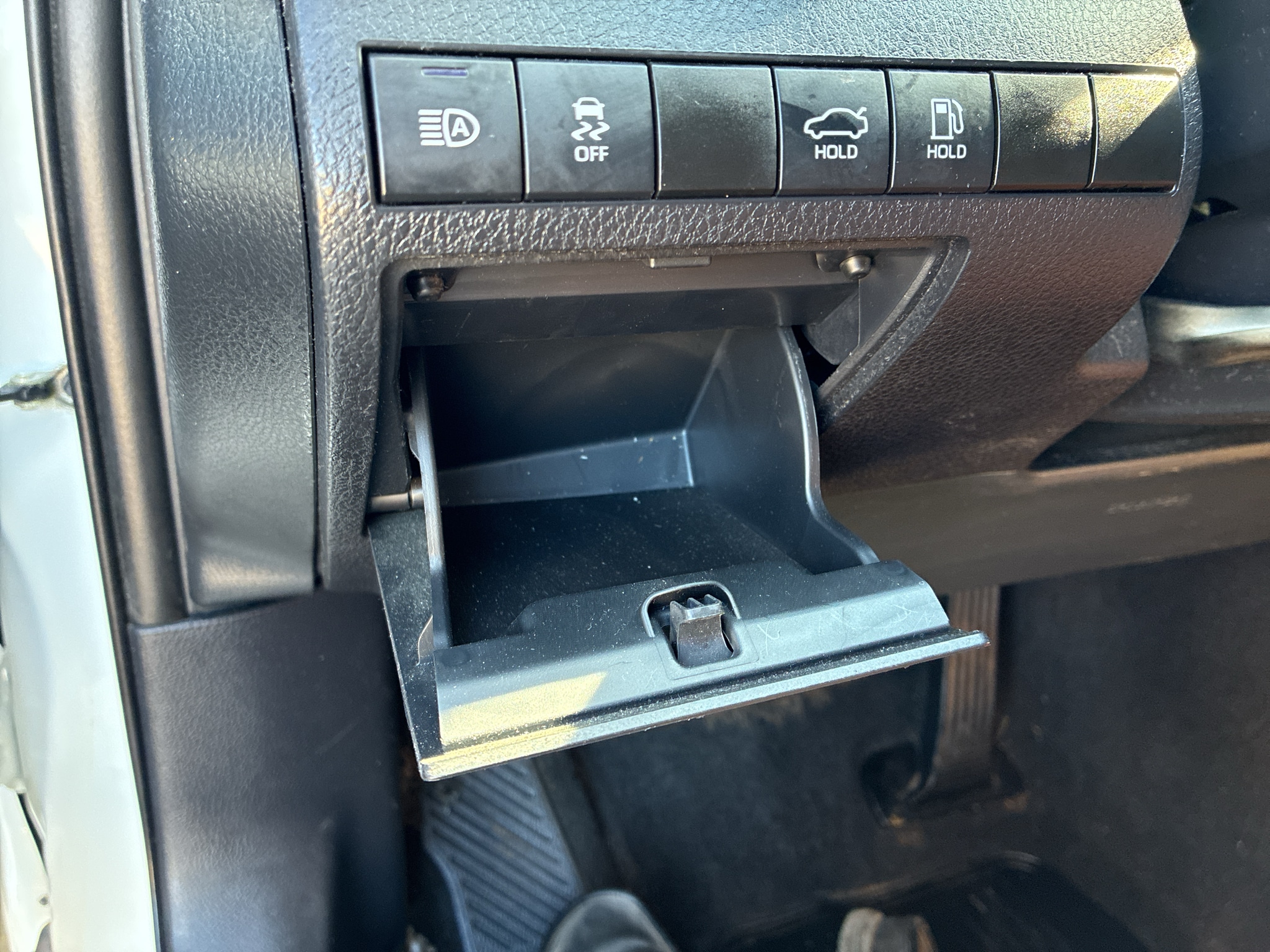 2021 Toyota Camry SE - Photo 36