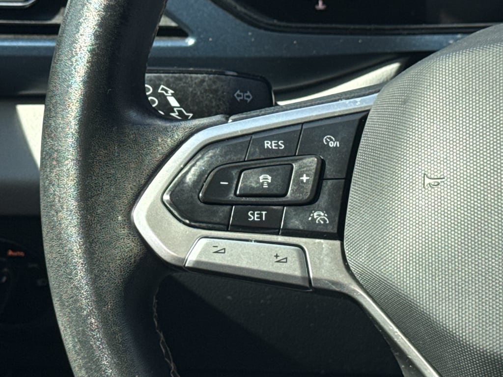 2023 Volkswagen Taos SE - Photo 22