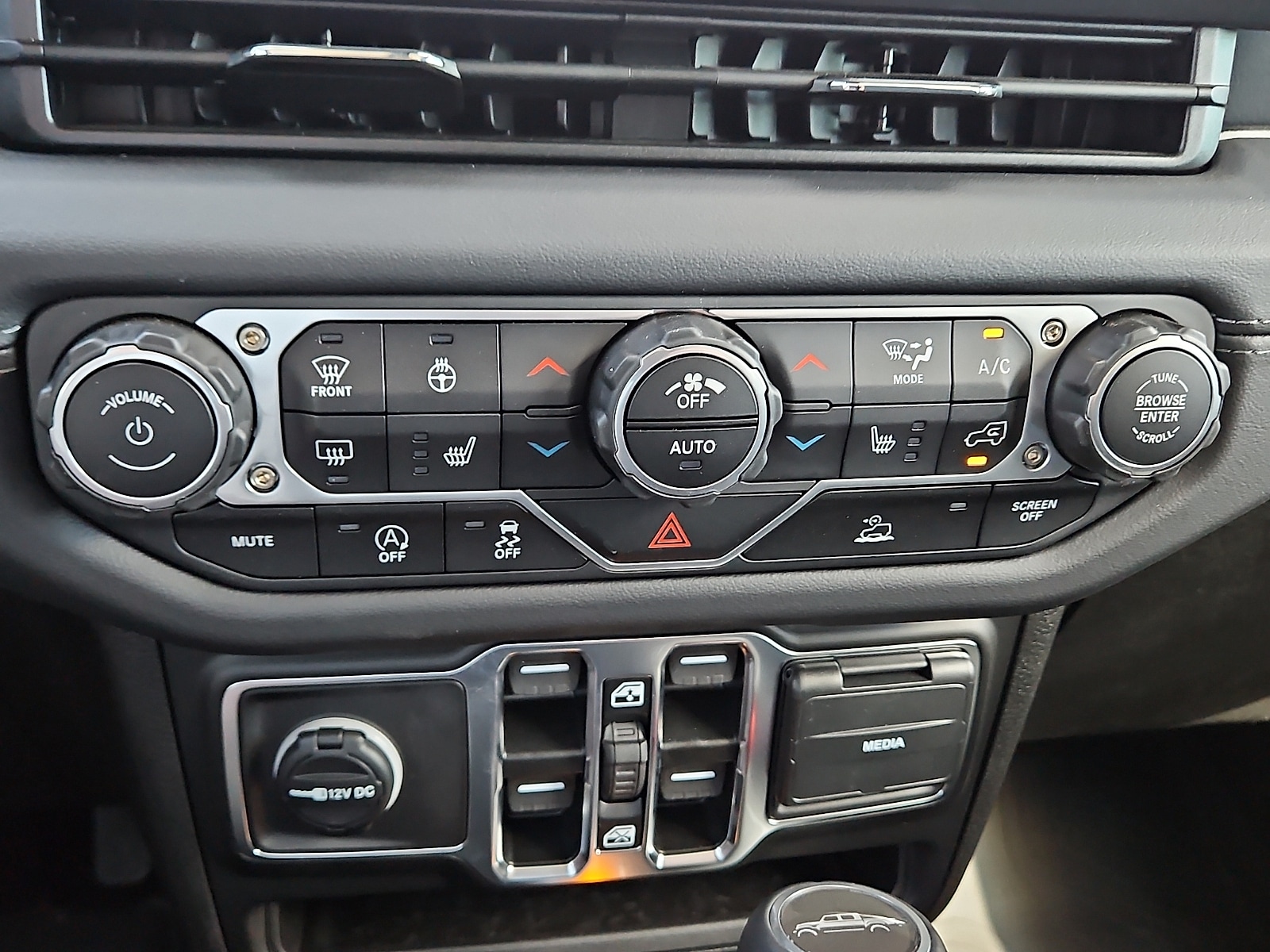 2025 Jeep Gladiator Sport S - Photo 14