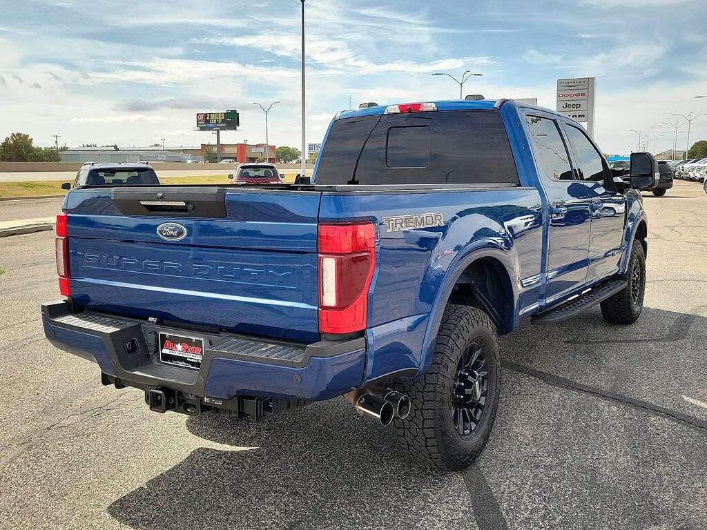 Used 2022 Ford F-250 Lariat 4x4 Crew Cab 6.75 ft. box 160 in. WB SRW Sedan