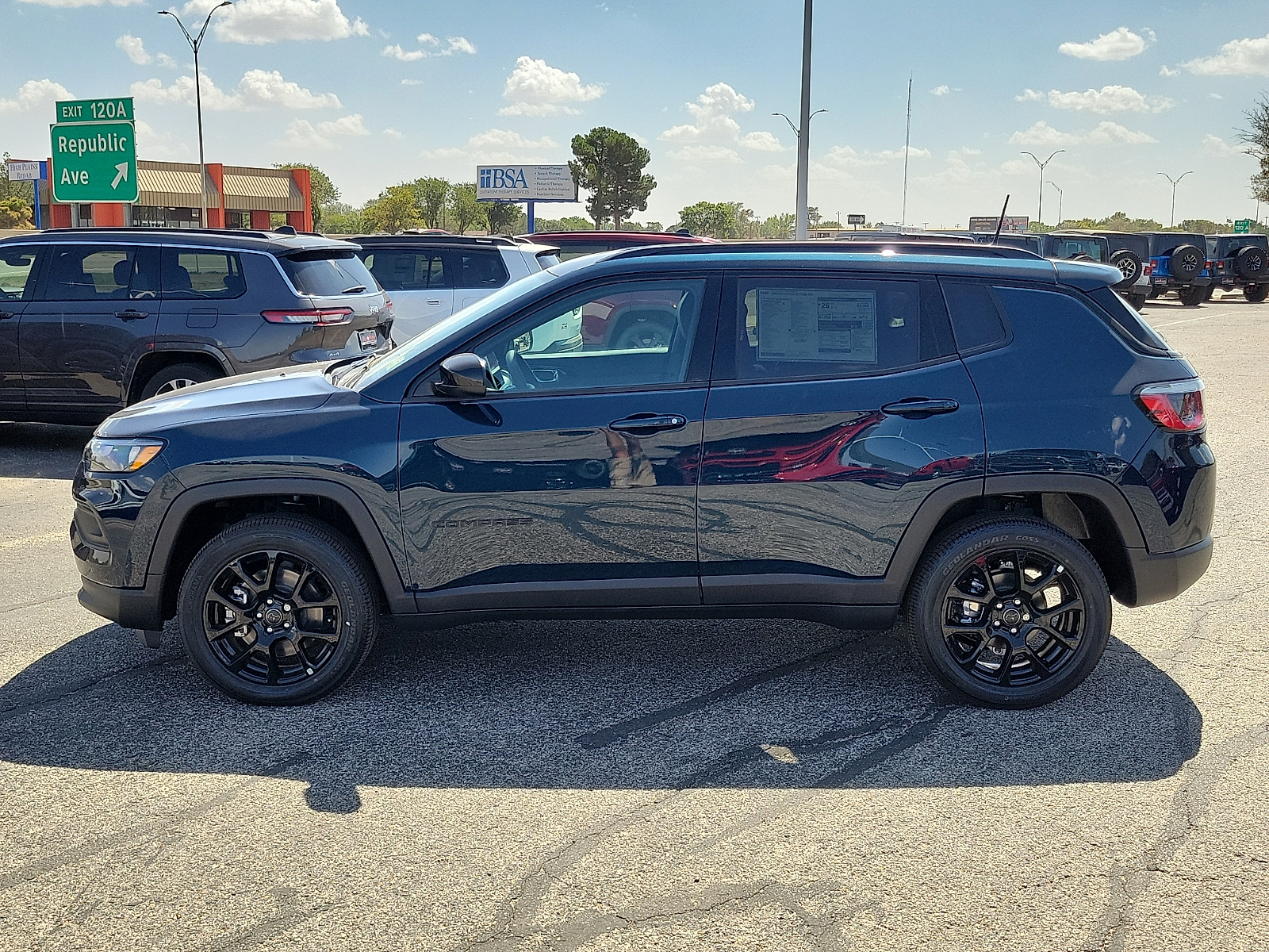 New 2026 Jeep Compass LATITUDE ALTITUDE 4X4 Sport Utility