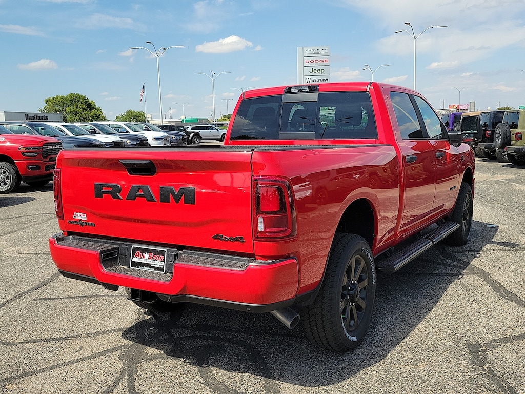 New 2026 Ram 2500 LONE STAR CREW CAB 4X4 6'4 BOX Pickup