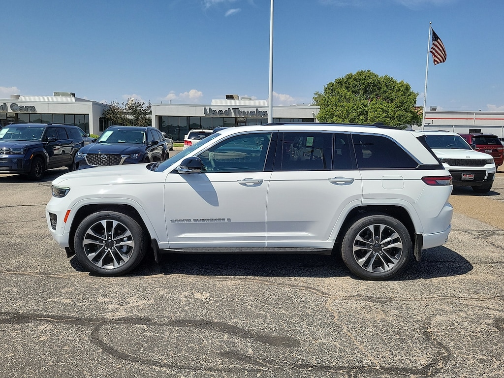 Used 2023 Jeep Grand Cherokee Overland 4x4