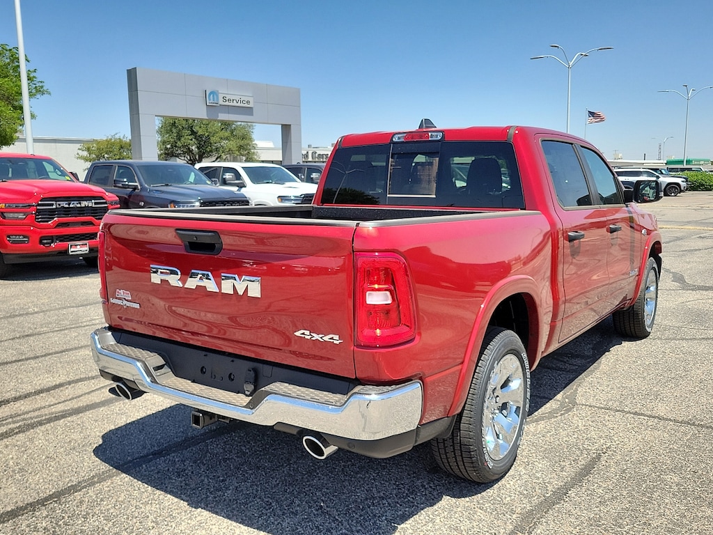 New 2026 Ram 1500 LONE STAR CREW CAB 4X4 5'7 BOX Pickup