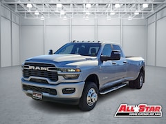 2026 Ram 3500 LONE STAR CREW CAB 4X4 8' BOX Pickup