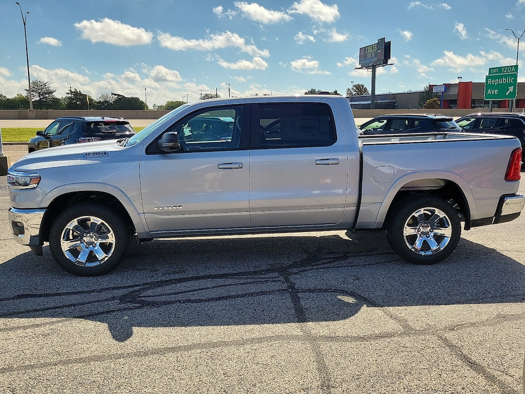 New 2027 Ram 1500 LONE STAR CREW CAB 4X4 5'7 BOX Pickup