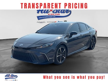 2025 Toyota Camry Hybrid SE Sedan